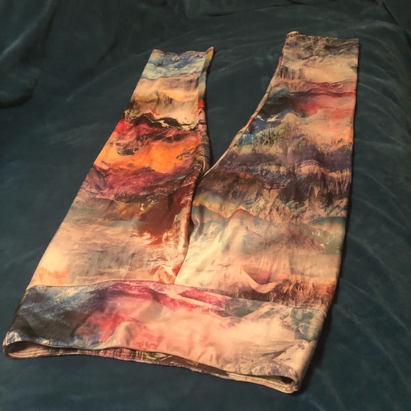 Onzie Capri low rise S/M - Picture 1 of 5